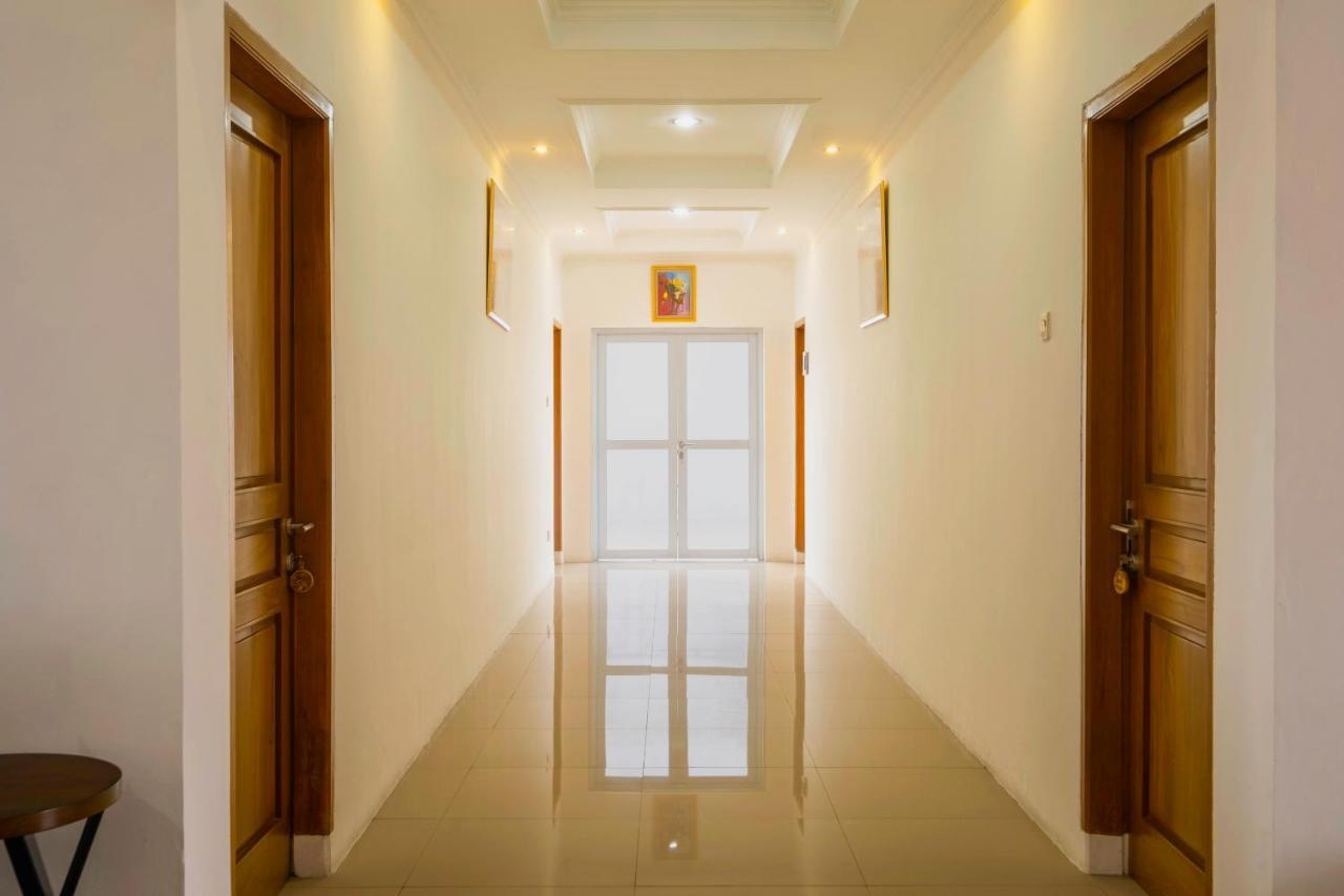 เรดดอส์ ใกล้ทางออก โทล โม โทฮา Hotel บันดุง ภายนอก รูปภาพ